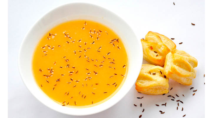 Potato and Carrot, Caraway Flavored Creamy Soup | Supa crema de cartofi cu chimen